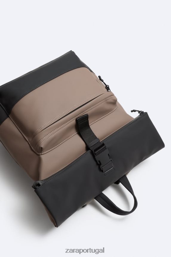 mochila com aba emborrachada homens Zara marrom arenoso Z2080L1347 acessórios