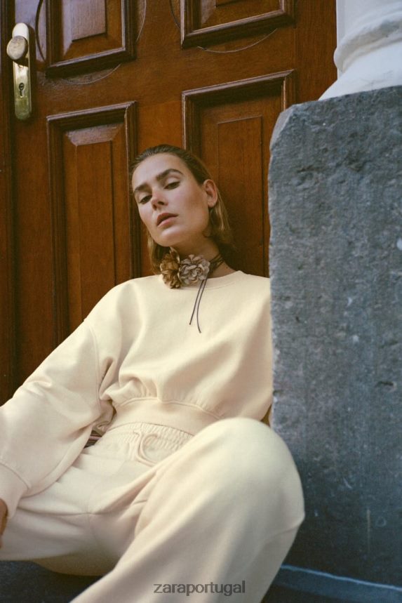 moletom básico mulheres Zara baunilha Z2080L945 roupas