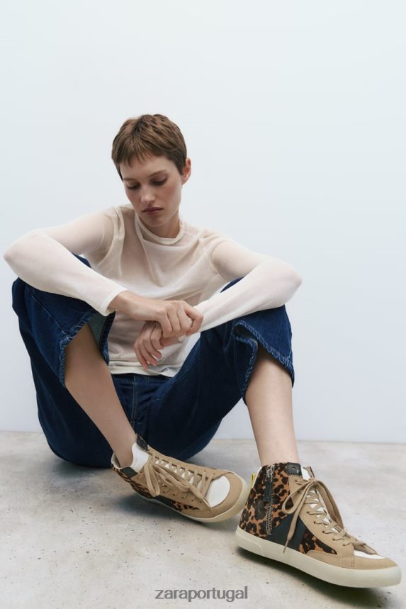 tênis cano alto de couro com estampa animal mulheres Zara leopardo Z2080L733 calçados