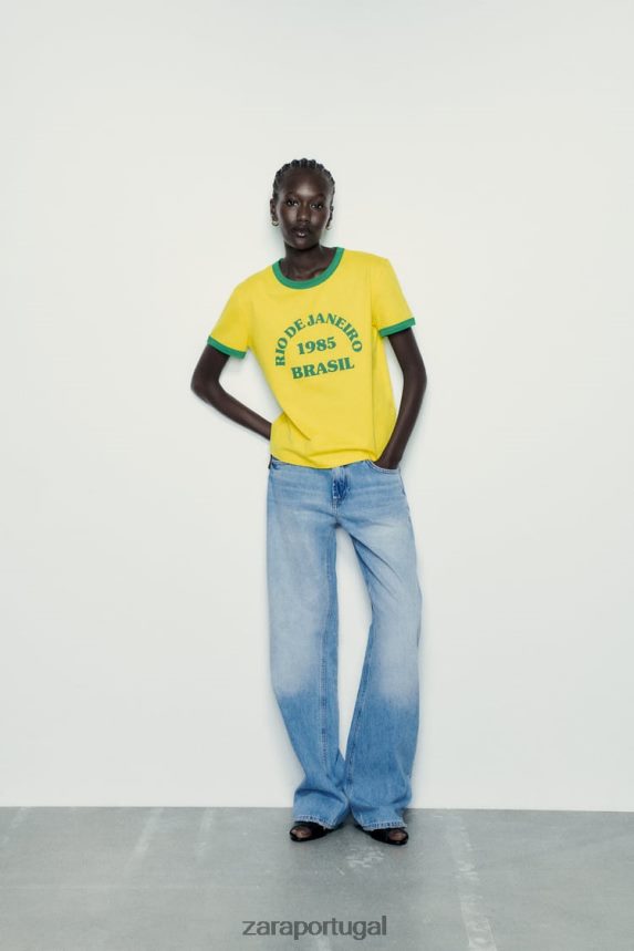 camiseta com texto mulheres Zara amarelo Z2080L473 roupas